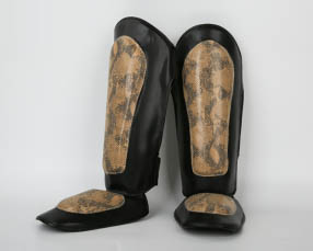 KB544-2 超纖皮蟒紋護(hù)腿連腳背